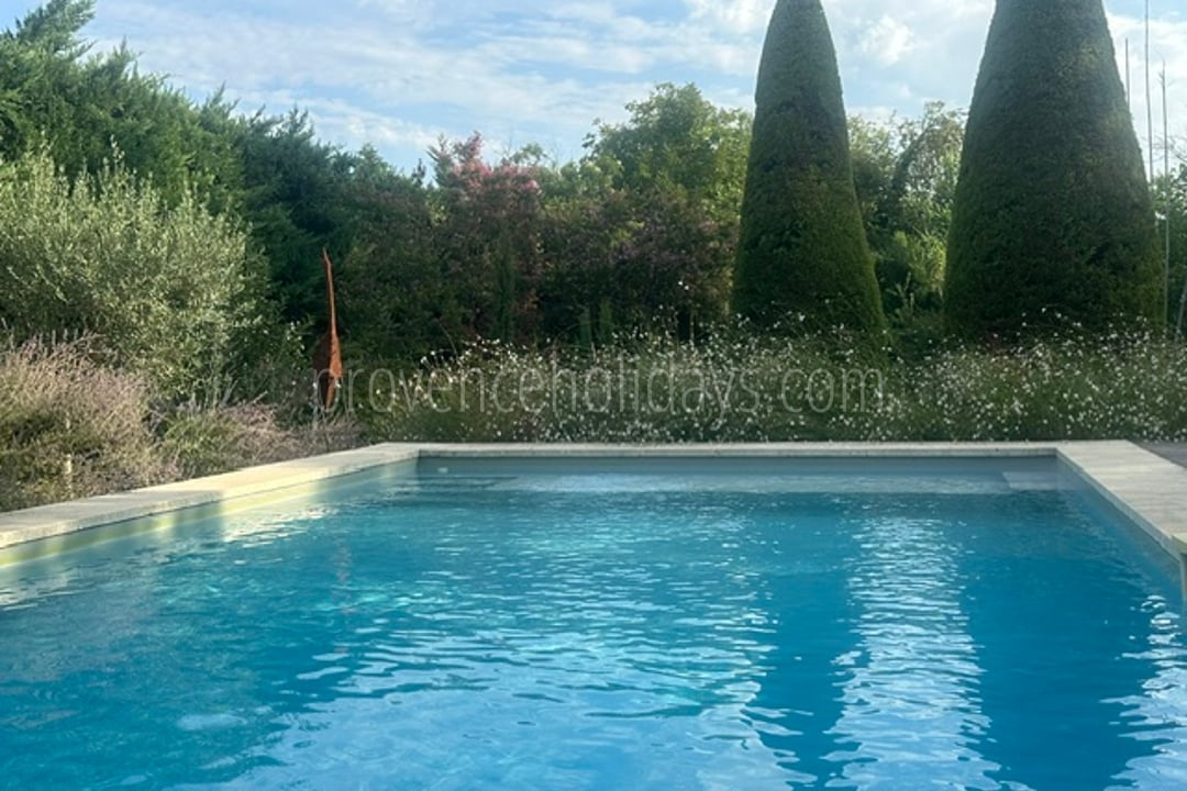 48 - Mas du Taureau: Villa: Pool