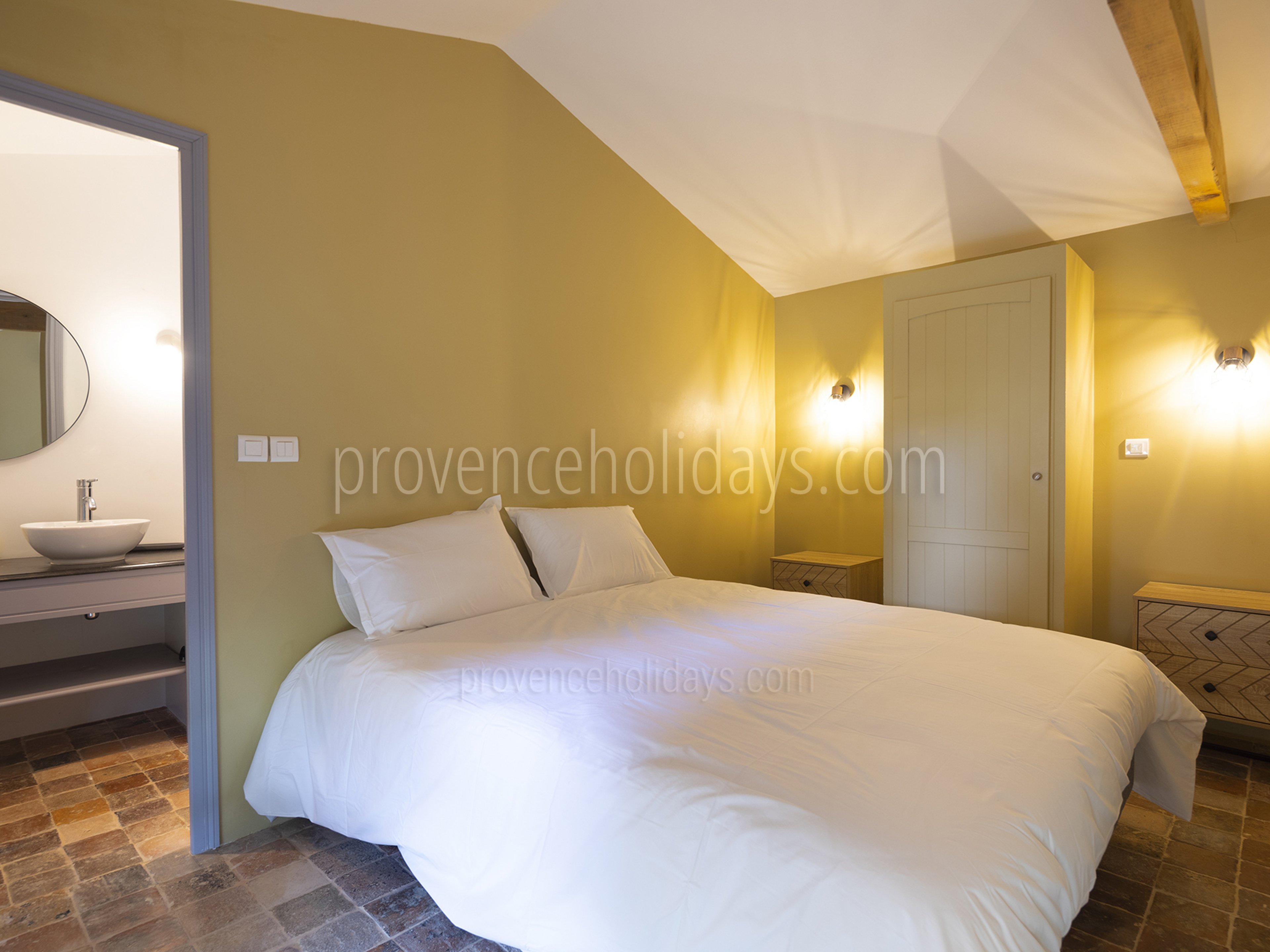 4 - Bastide de la Combe: Villa: Bedroom