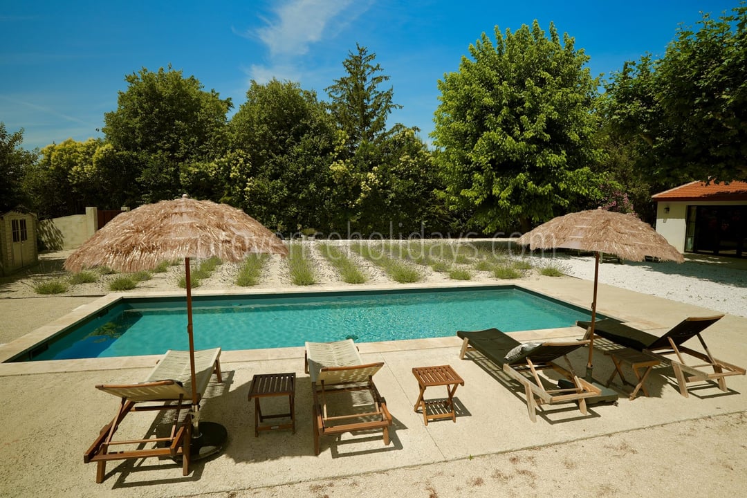 Gerenoveerd huis met zwembad, op slechts enkele minuten van Saint-Rémy-de-Provence 5 - Villa Romana: Villa: Pool