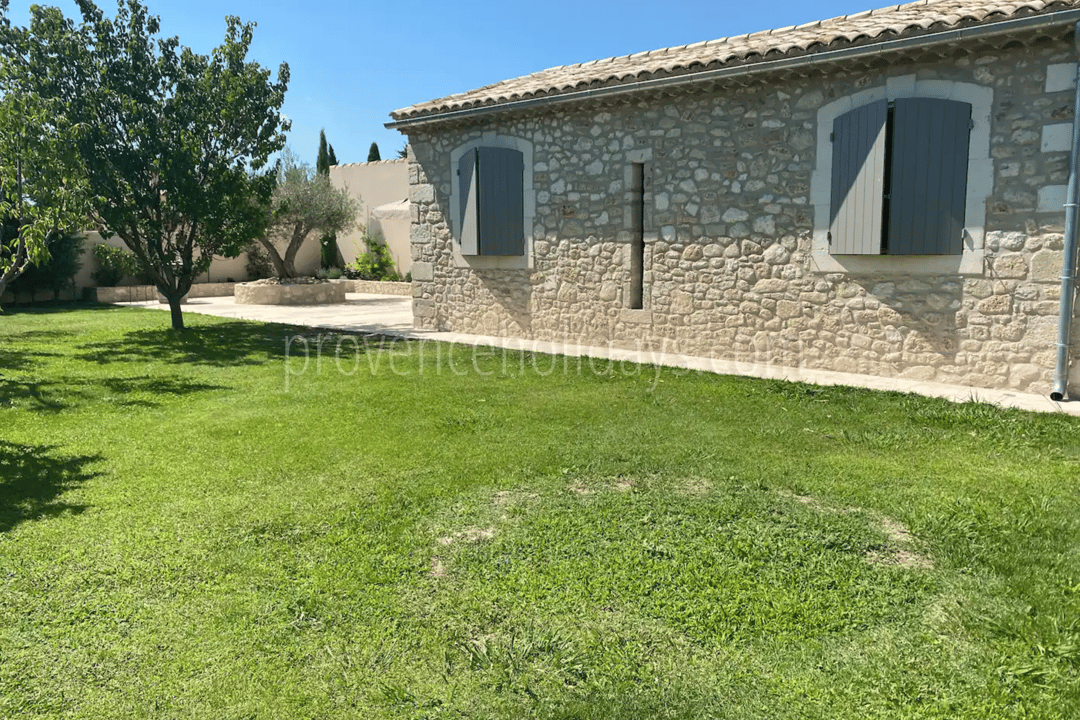 7 - La Petite Villa: Villa: Exterior