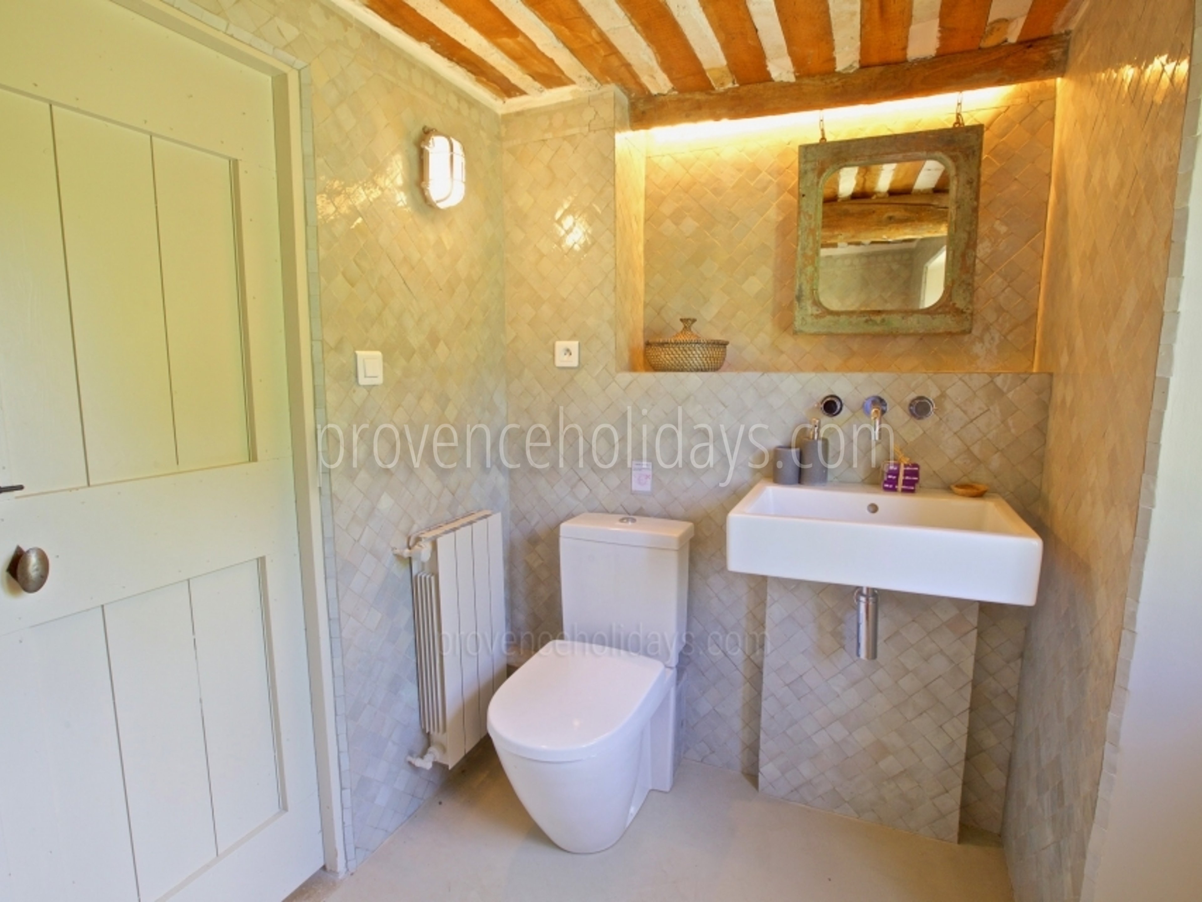 47 - Mas des Lavandes: Villa: Bathroom
