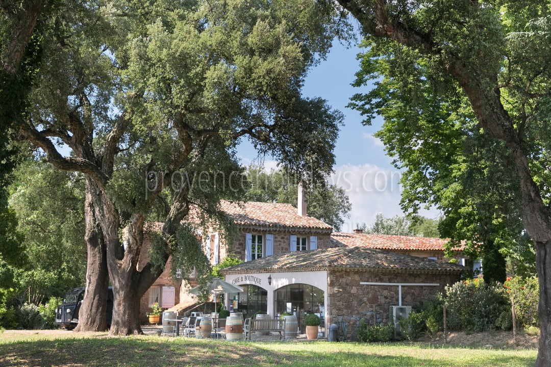 Prachtige bastide in het hart van de Plaine des Maures