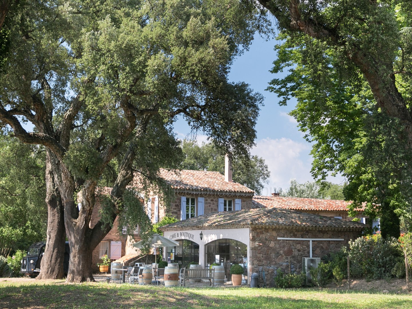 3 - Bastide du Var: Villa: Exterior