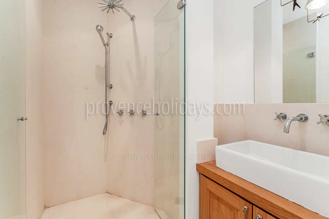 17 - Bastide Azurée: Villa: Bathroom