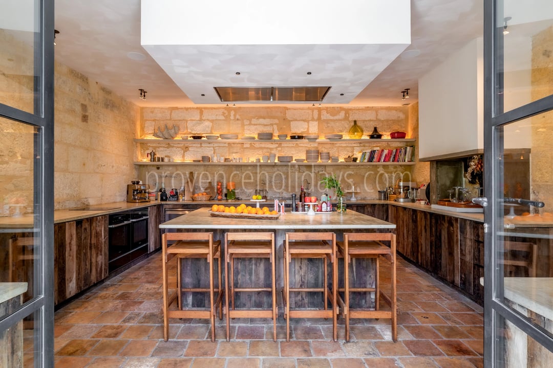 4 - Restored residence in Saint-Rémy-de-Provence: Villa: Interior