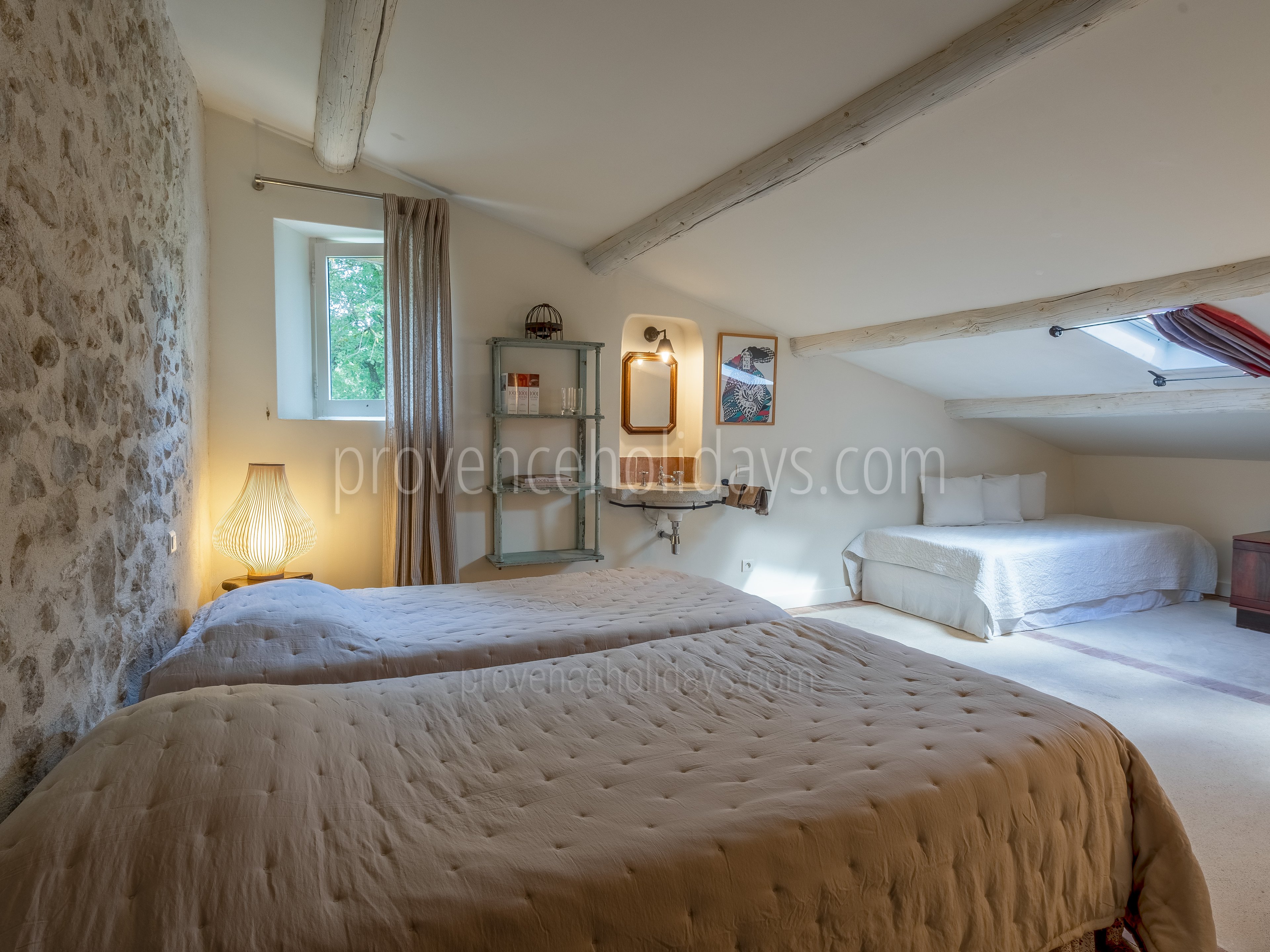 4 - La Bastide Neuve: Villa: Bedroom