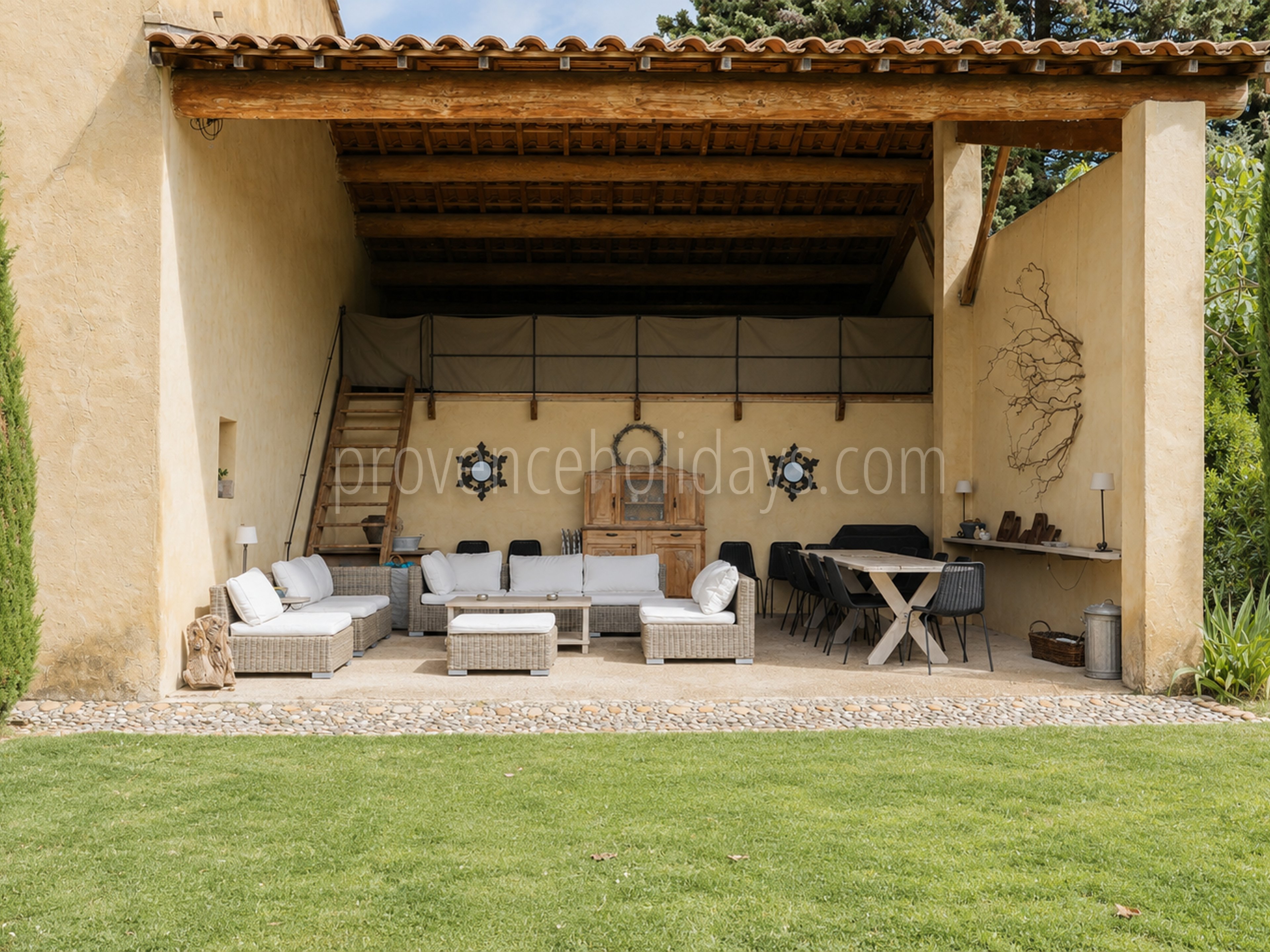 5 - Mas de l\'Orchidée: Villa: Exterior