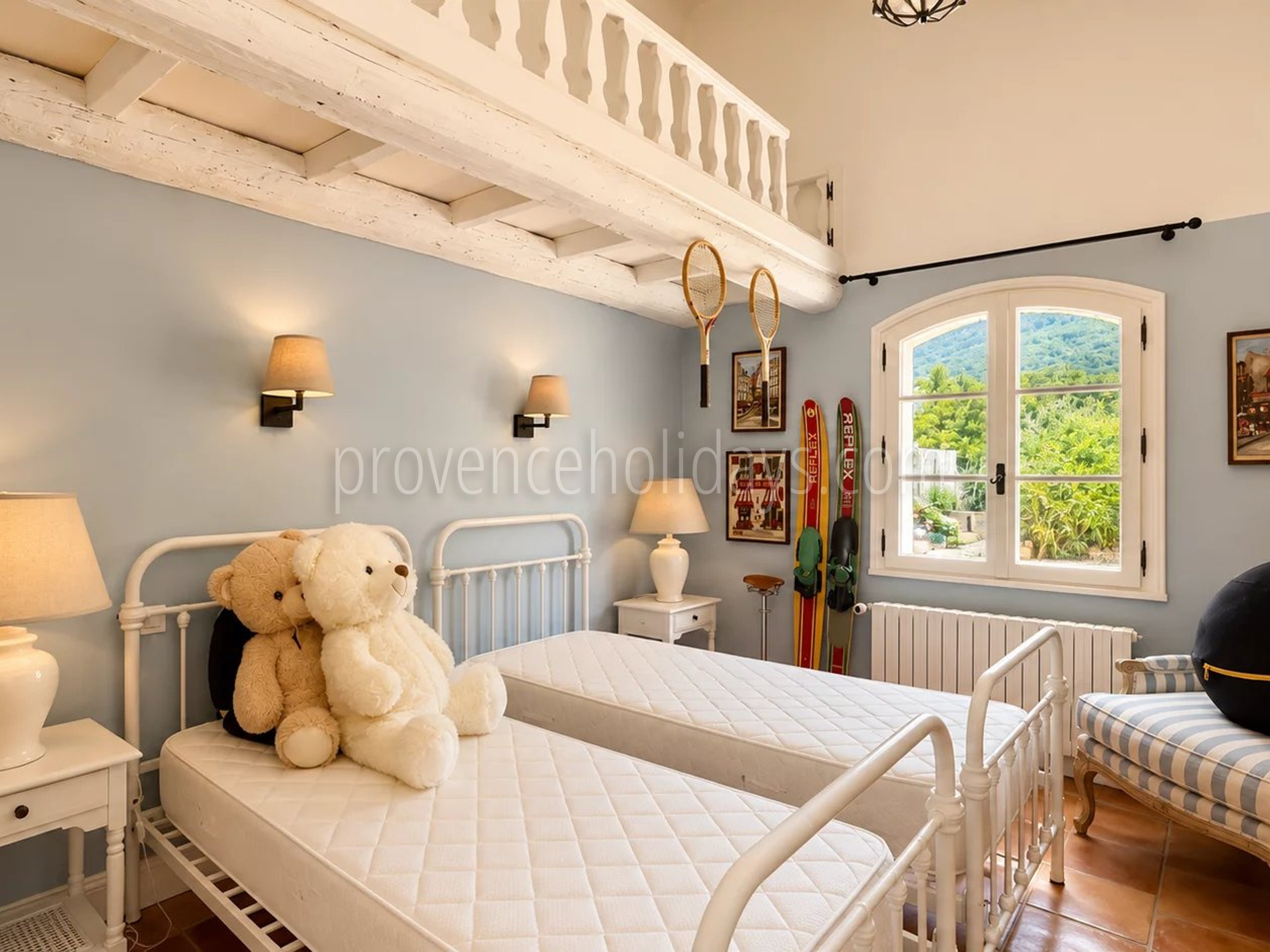 15 - Provençaals huis in Grimaud: Villa: Bedroom