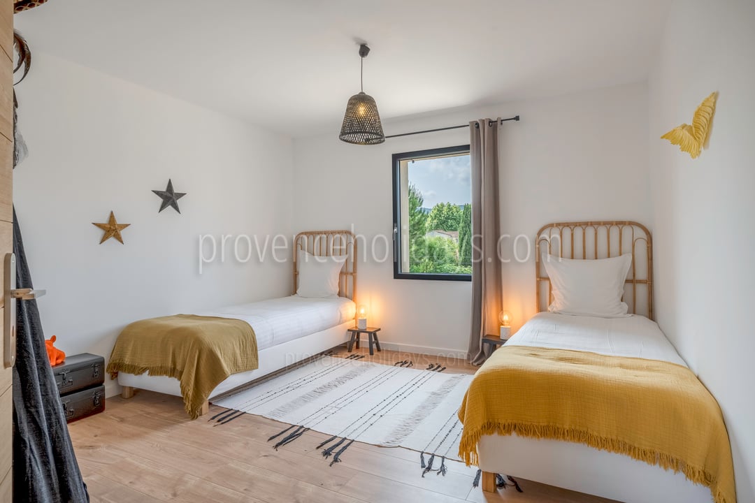 16 - Villa Alma: Villa: Bedroom