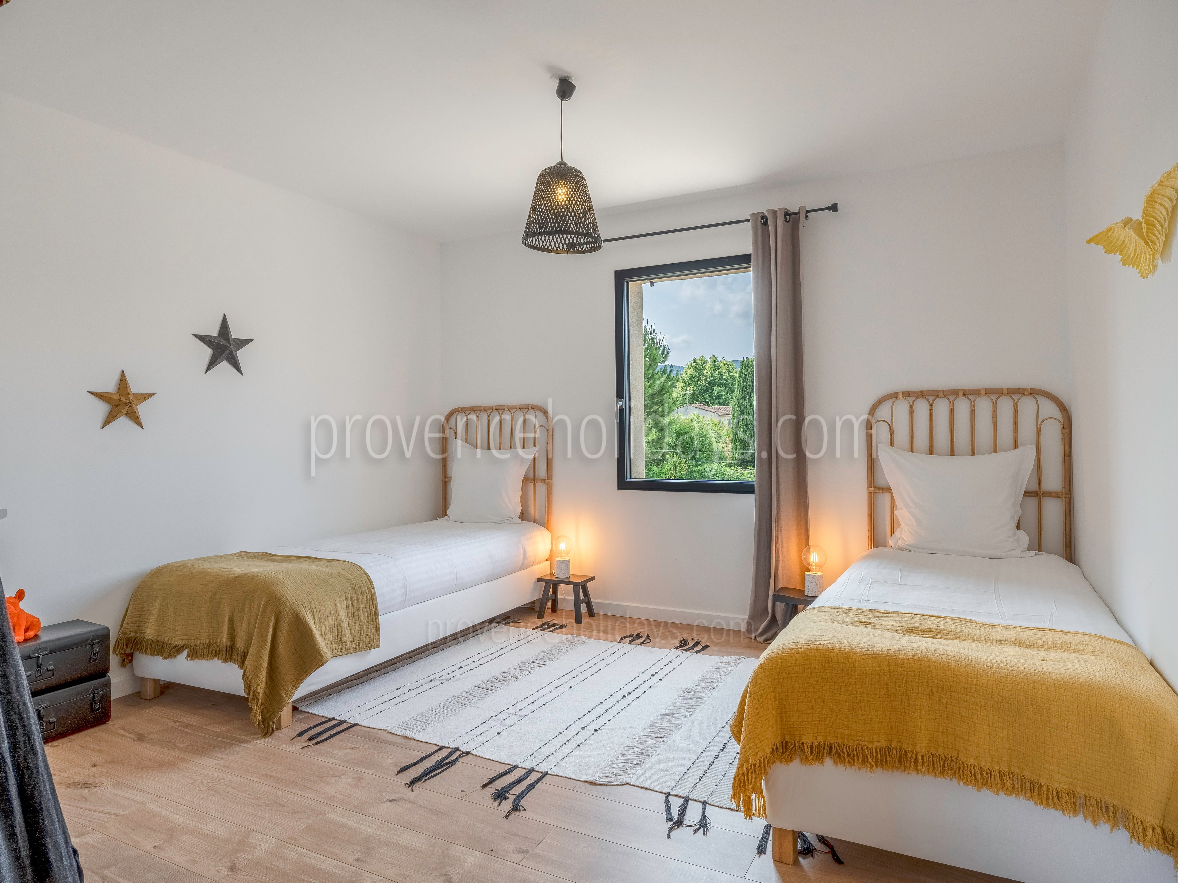 16 - Villa Alma: Villa: Bedroom