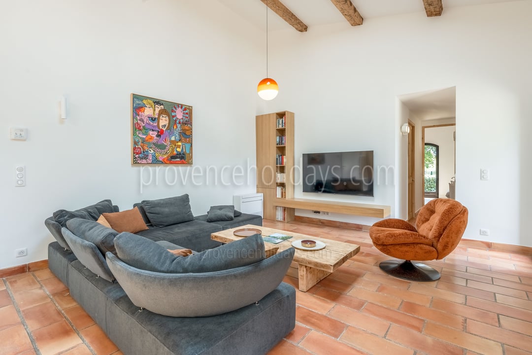 76 - Mas des Chênes Blancs: Villa: Interior