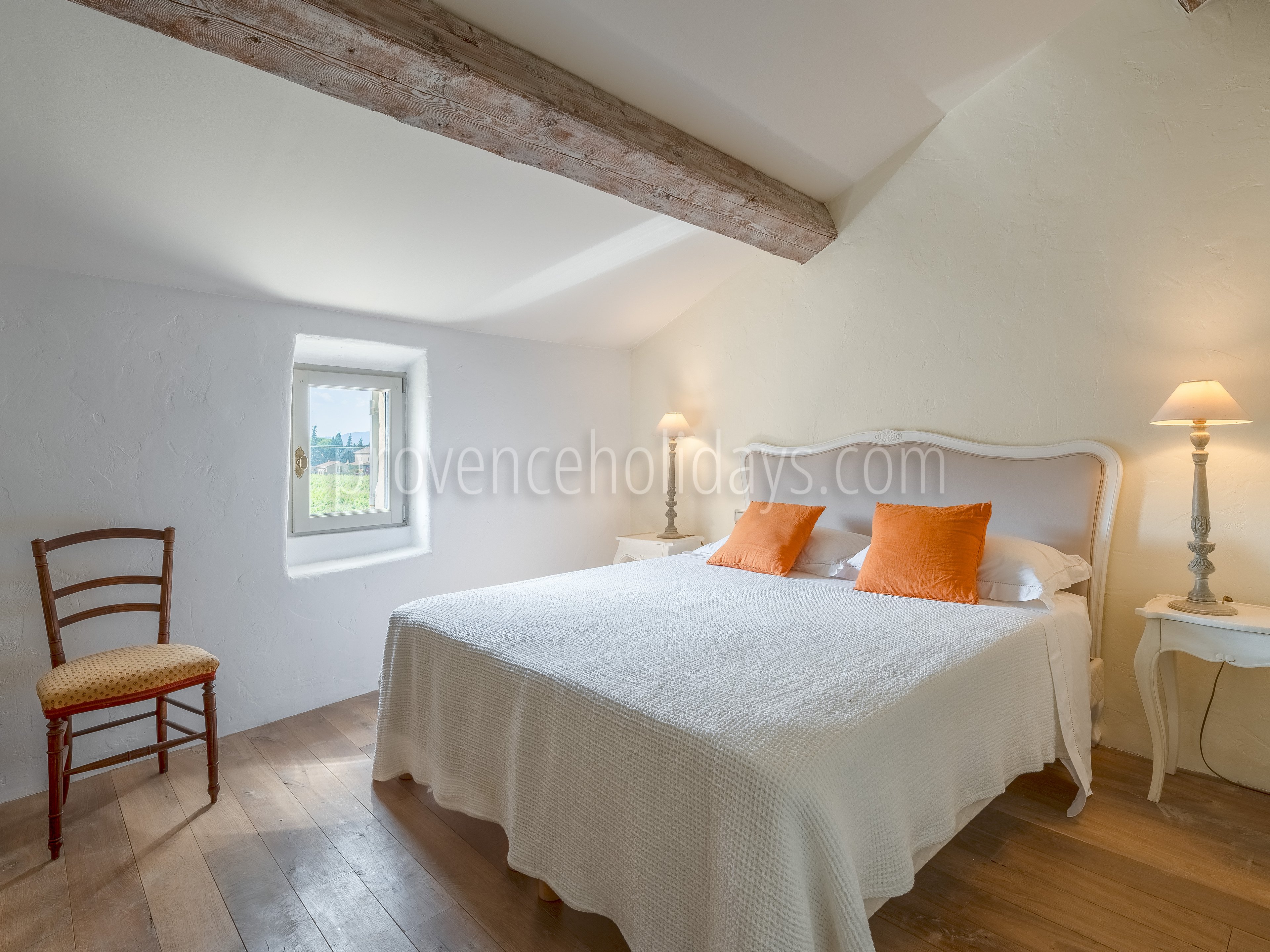 32 - Mas du Fort: Villa: Bedroom