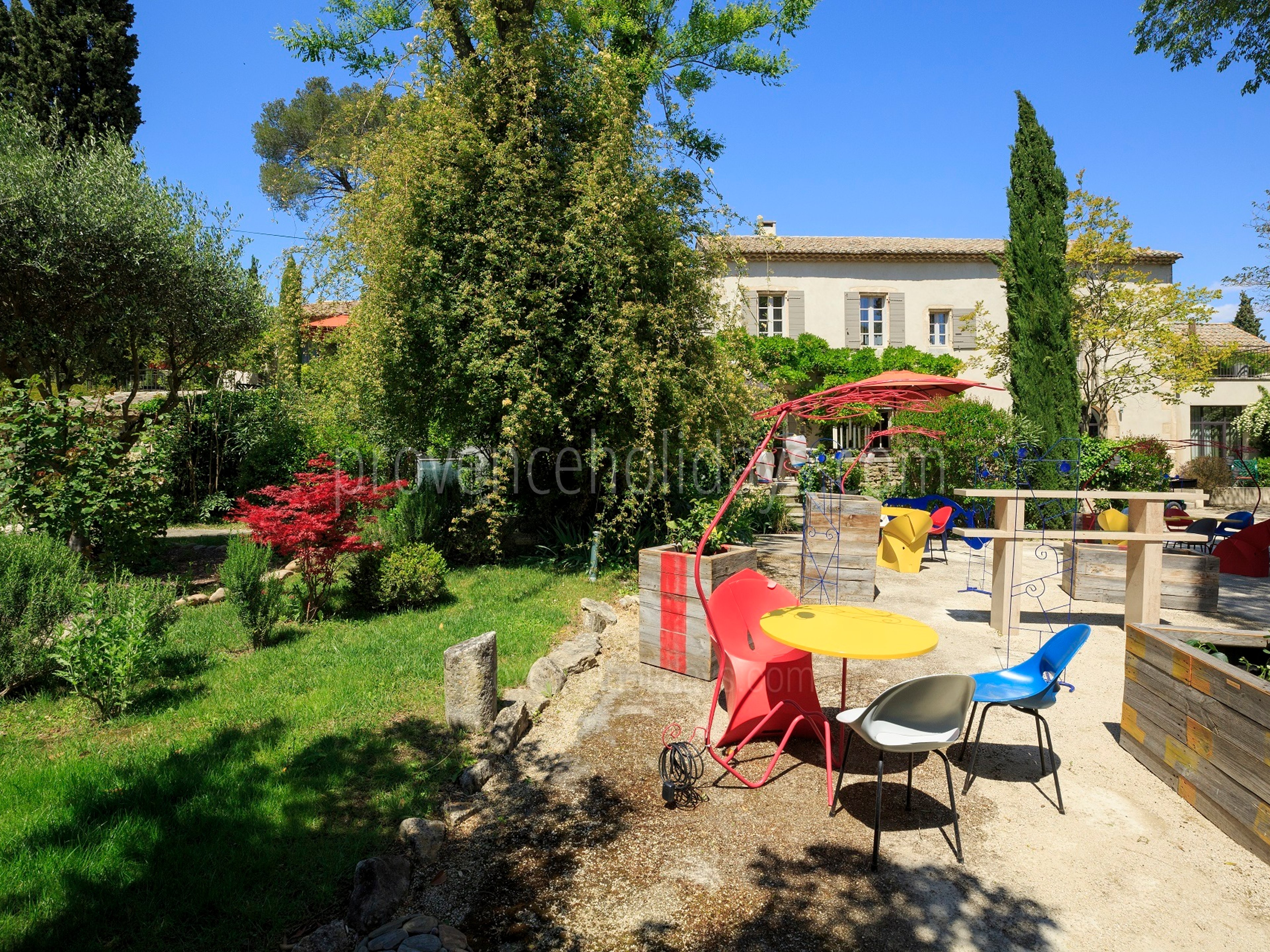 2 - Mas de l\'Artiste: Villa: Exterior