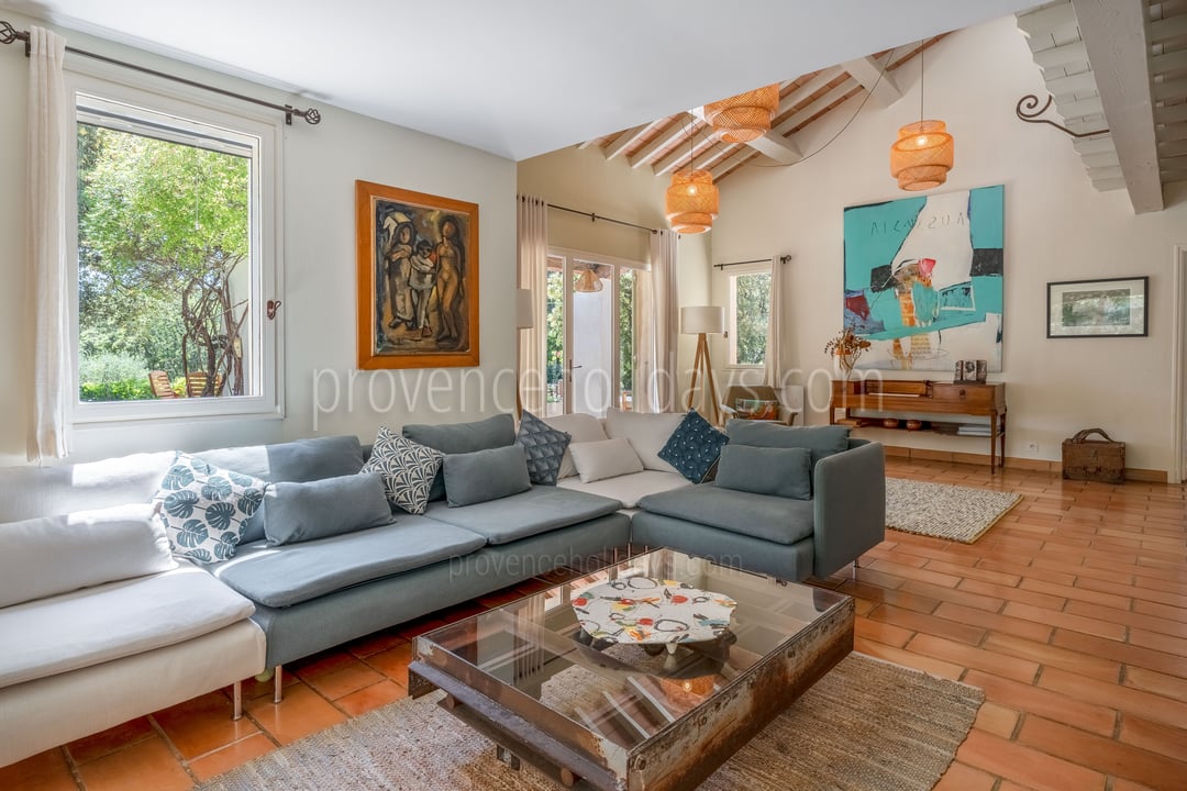 11 - Mas Esdanitof: Villa: Interior