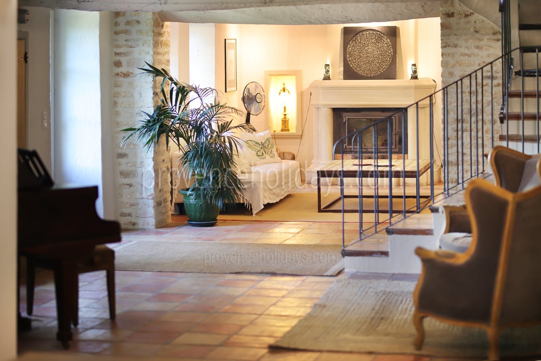 27 - Mas Castillon: Villa: Interior