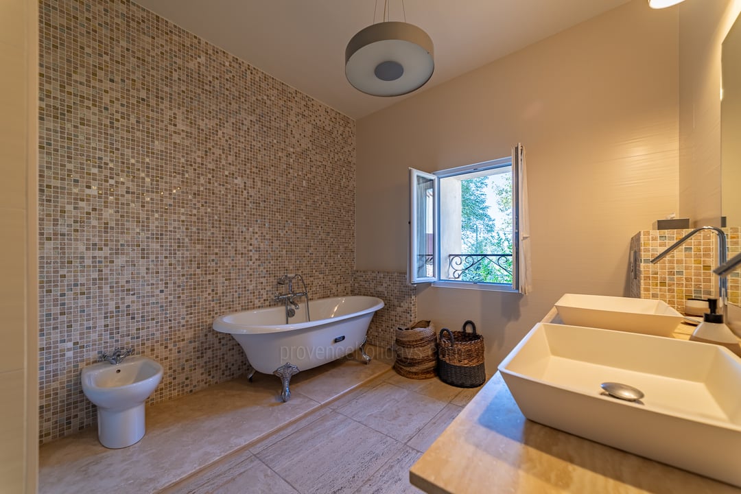 15 - Bastide Silène: Villa: Bathroom