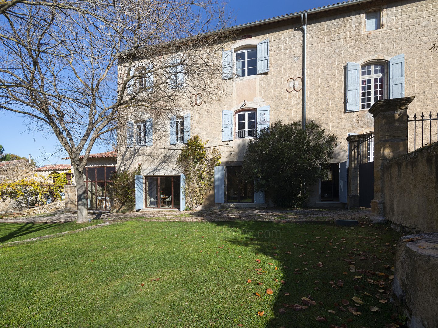 1 - Le Domaine des Vignes: Villa: Exterior