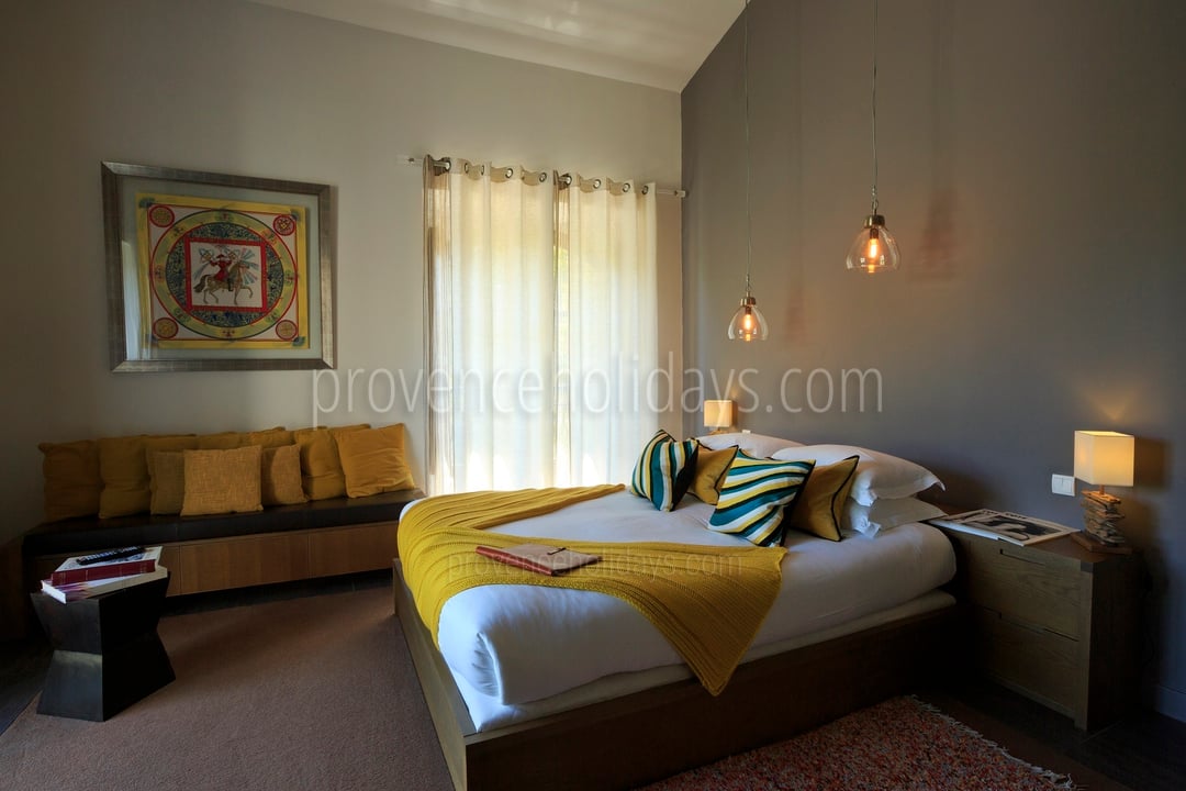 31 - Mas de l\'Artiste: Villa: Bedroom