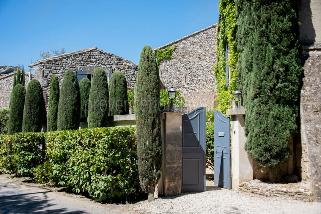 53 - Mas Mouriès: Villa: Exterior