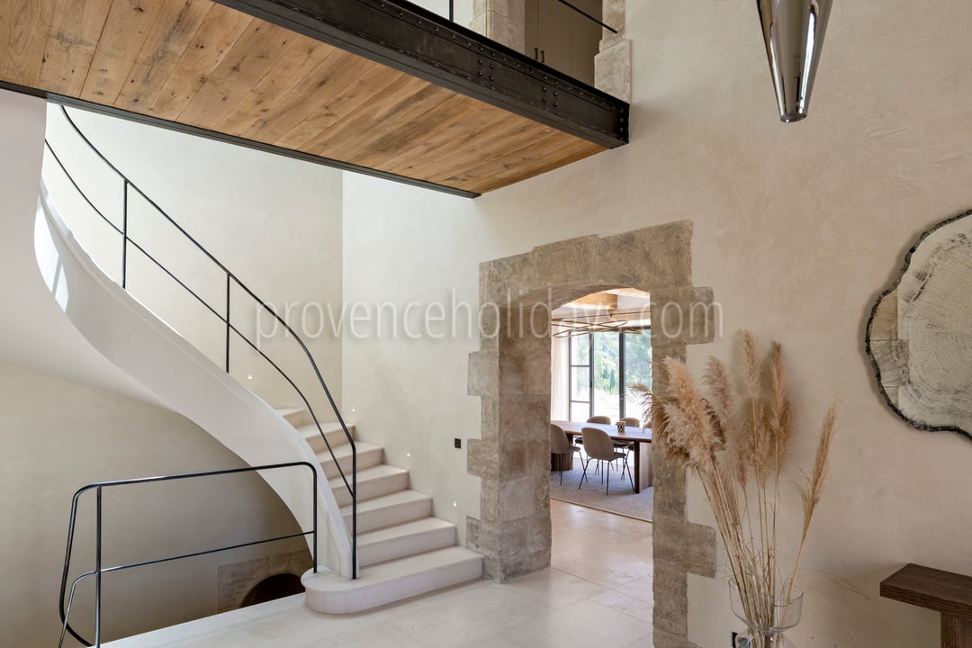 164 - Le Loup des Alpilles: Villa: Interior