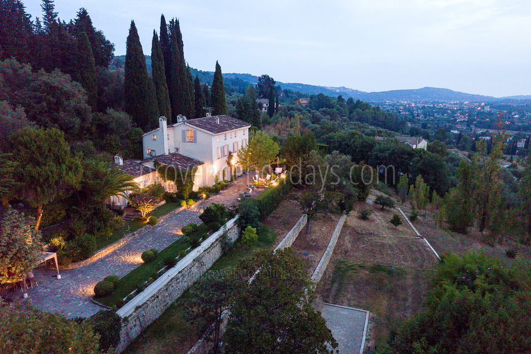 5 - Domaine Alta Vista: Villa: Exterior