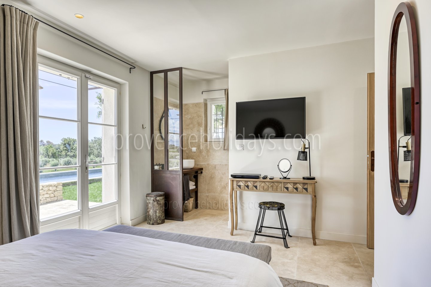 32 - La Villa Ensoleillée: Villa: Interior