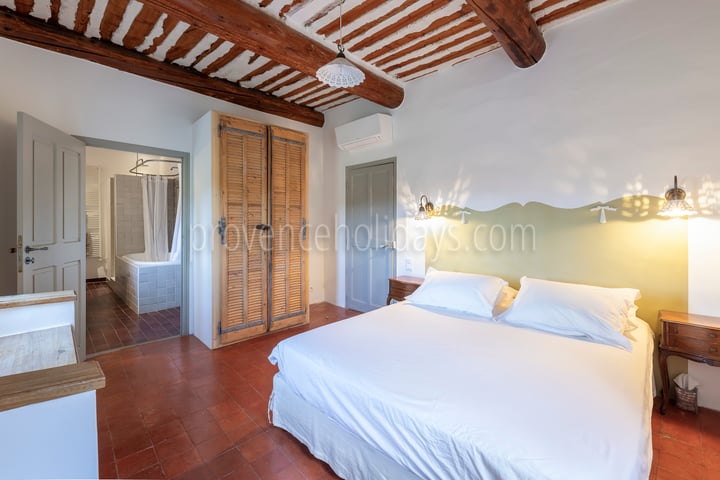 17 - La Grande Bastide d\'Ocre: Villa: Bedroom 2