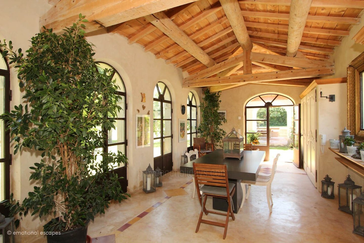 12 - Le Domaine des Cyprès: Villa: Interior