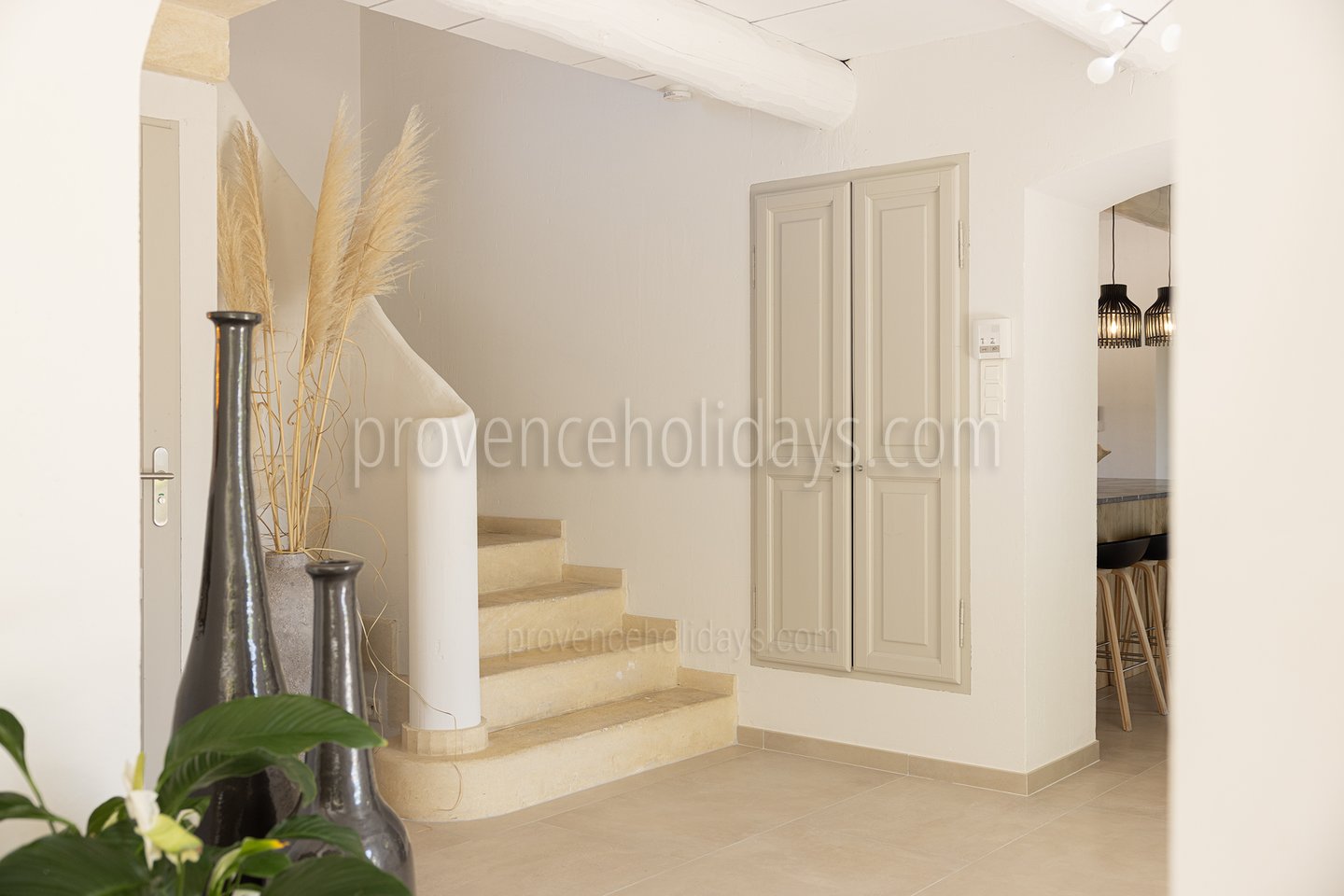 15 - Le Mas des Lauriers: Villa: Interior