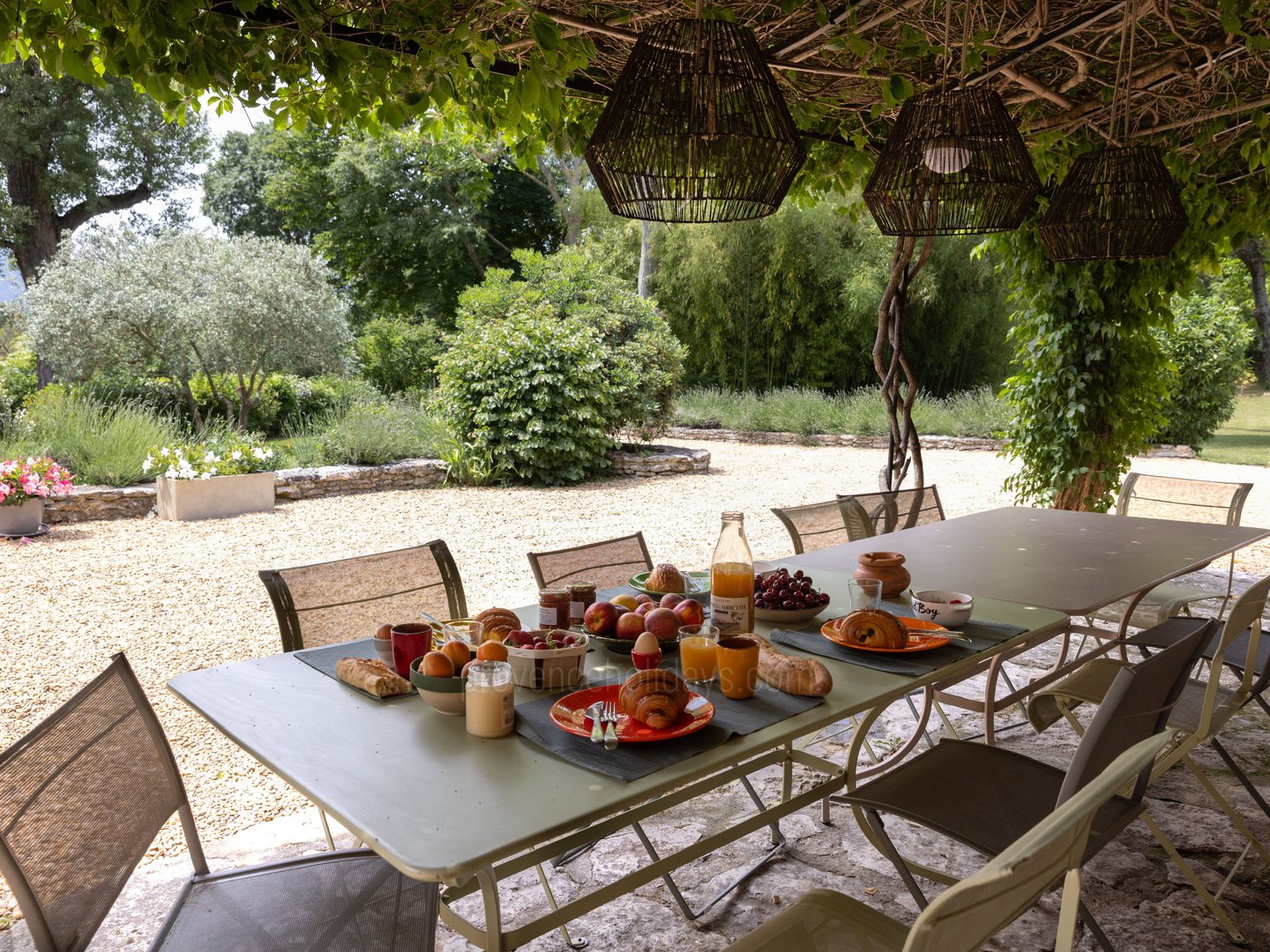 39 - Mas des Sources: Villa: Exterior