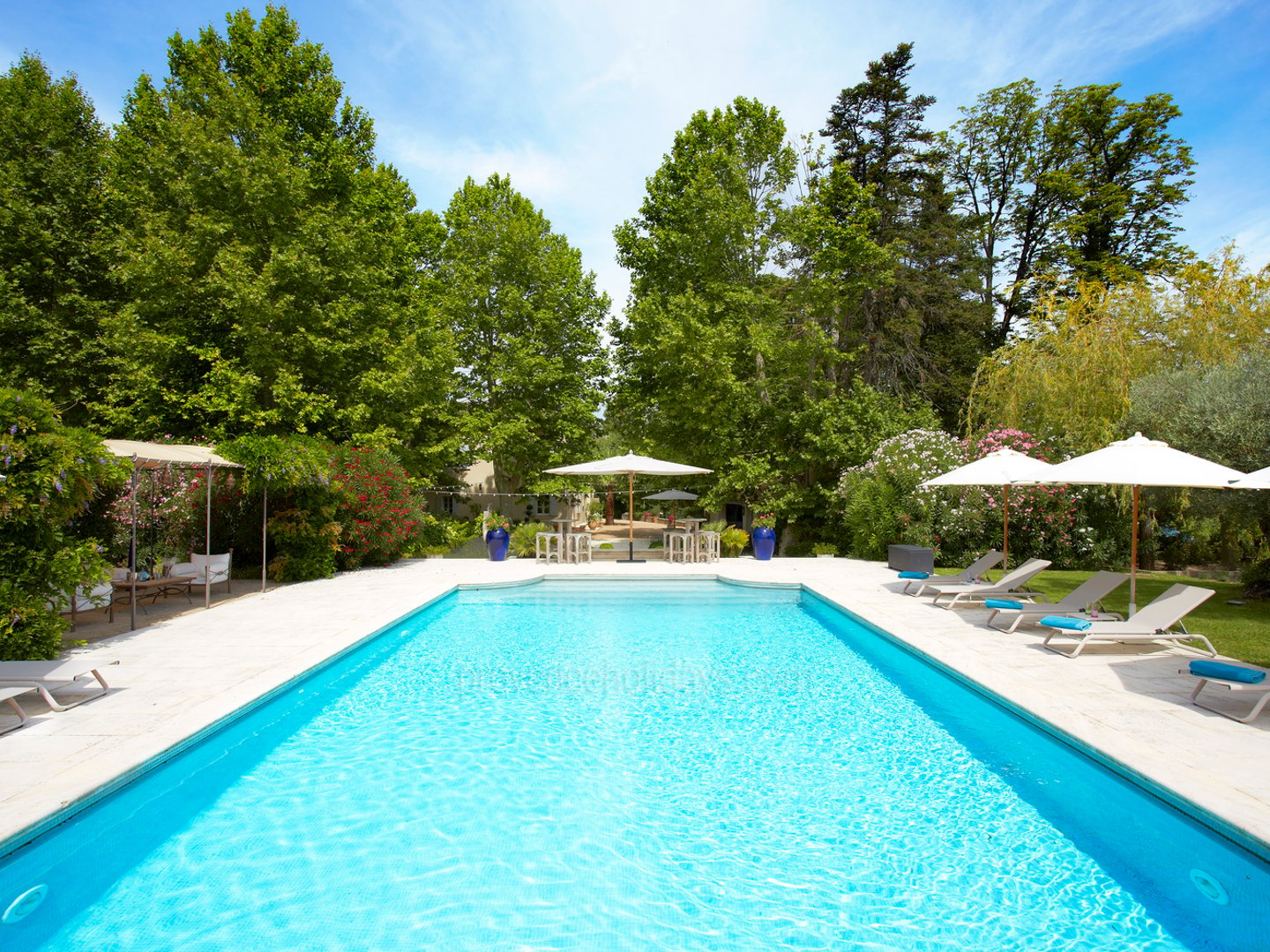 2 - Eden Provençal: Villa: Pool