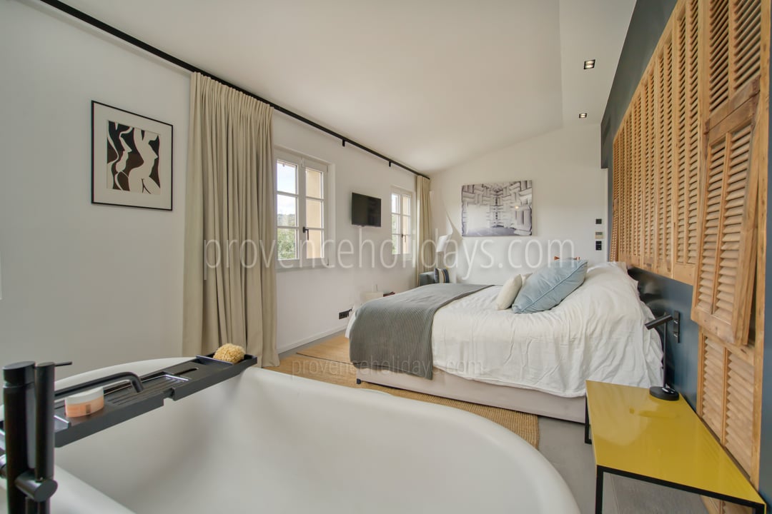 30 - Refuge d\'Azur: Villa: Bedroom