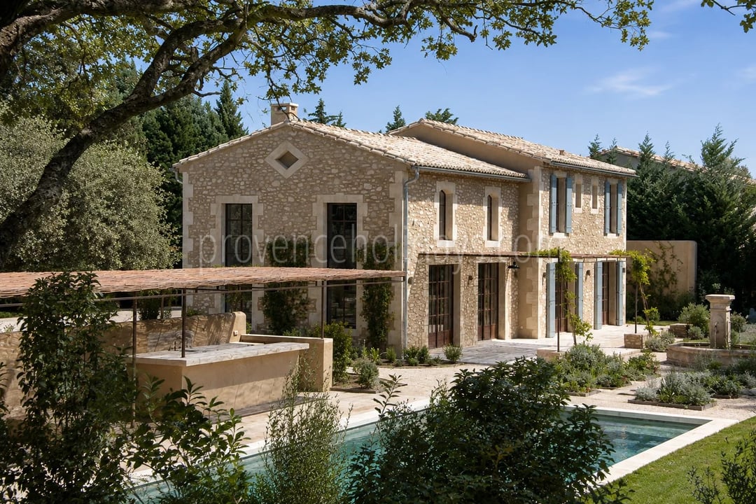 31 - Mas contemporain à Eygalières: Villa: Exterior