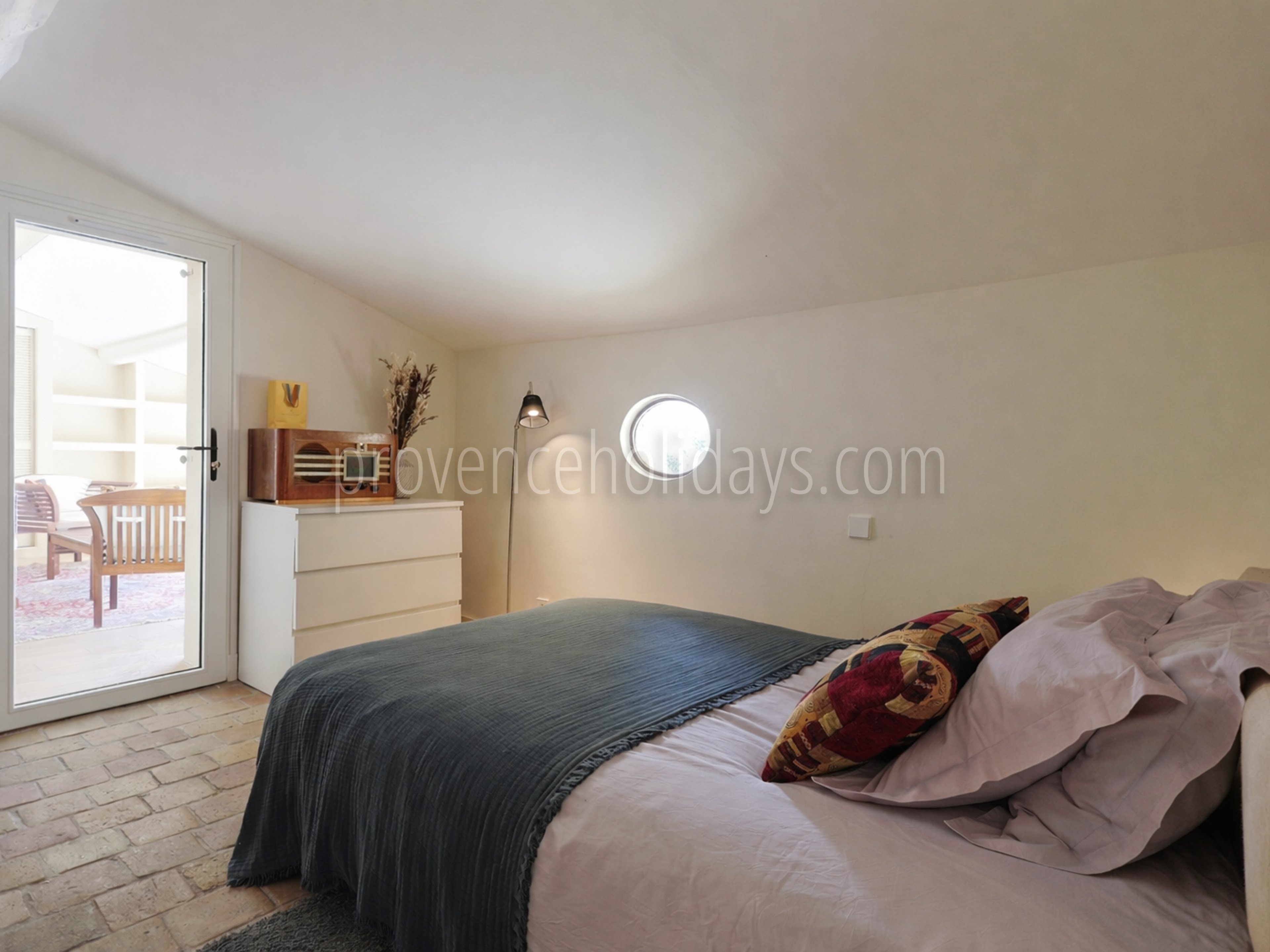 4 - Domaine de la Tour: Villa: Bedroom