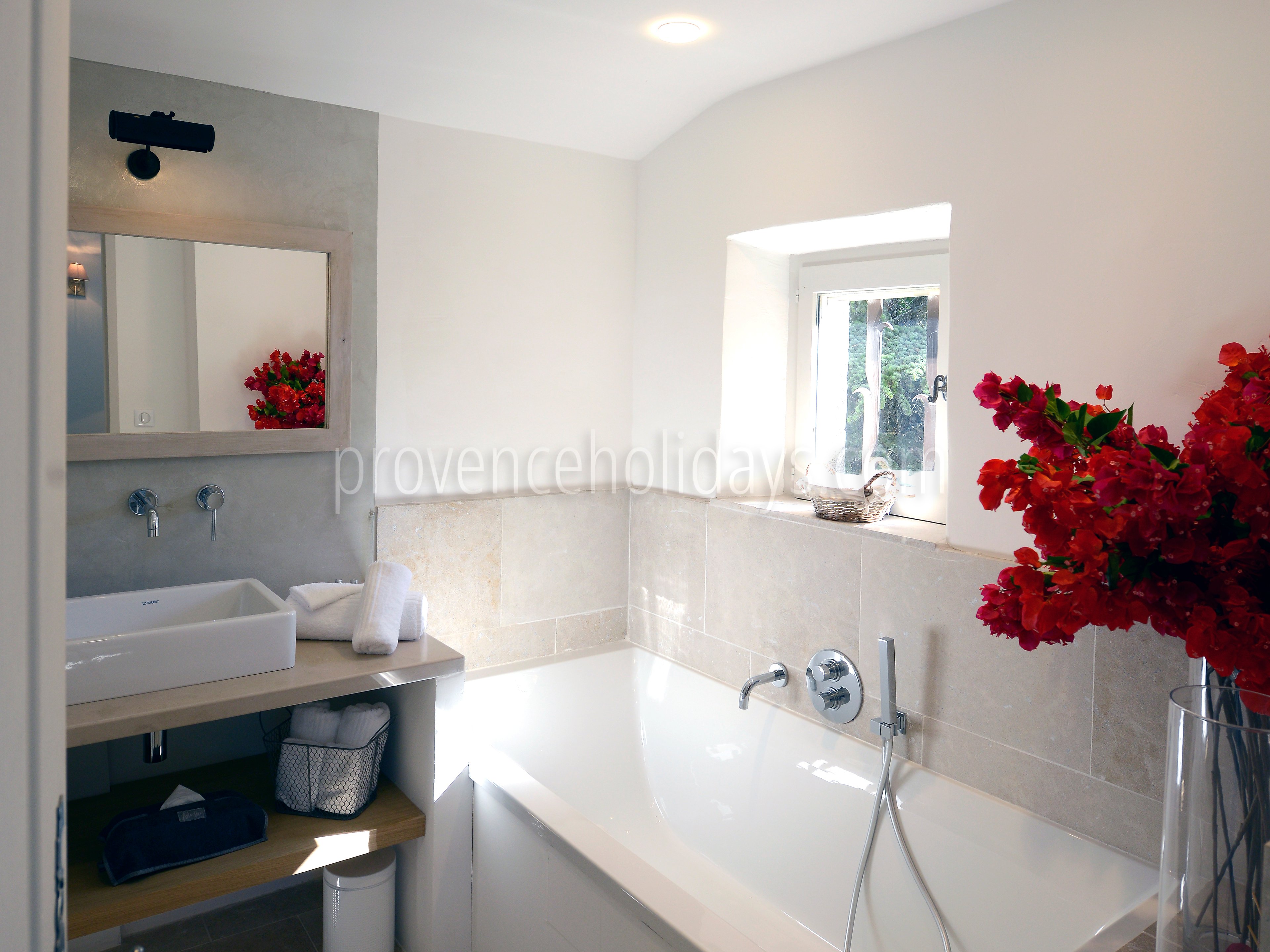 29 - Mas du Bois d\'Or: Villa: Bathroom 5