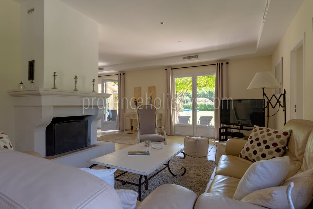 27 - Chez Alare: Villa: Interior