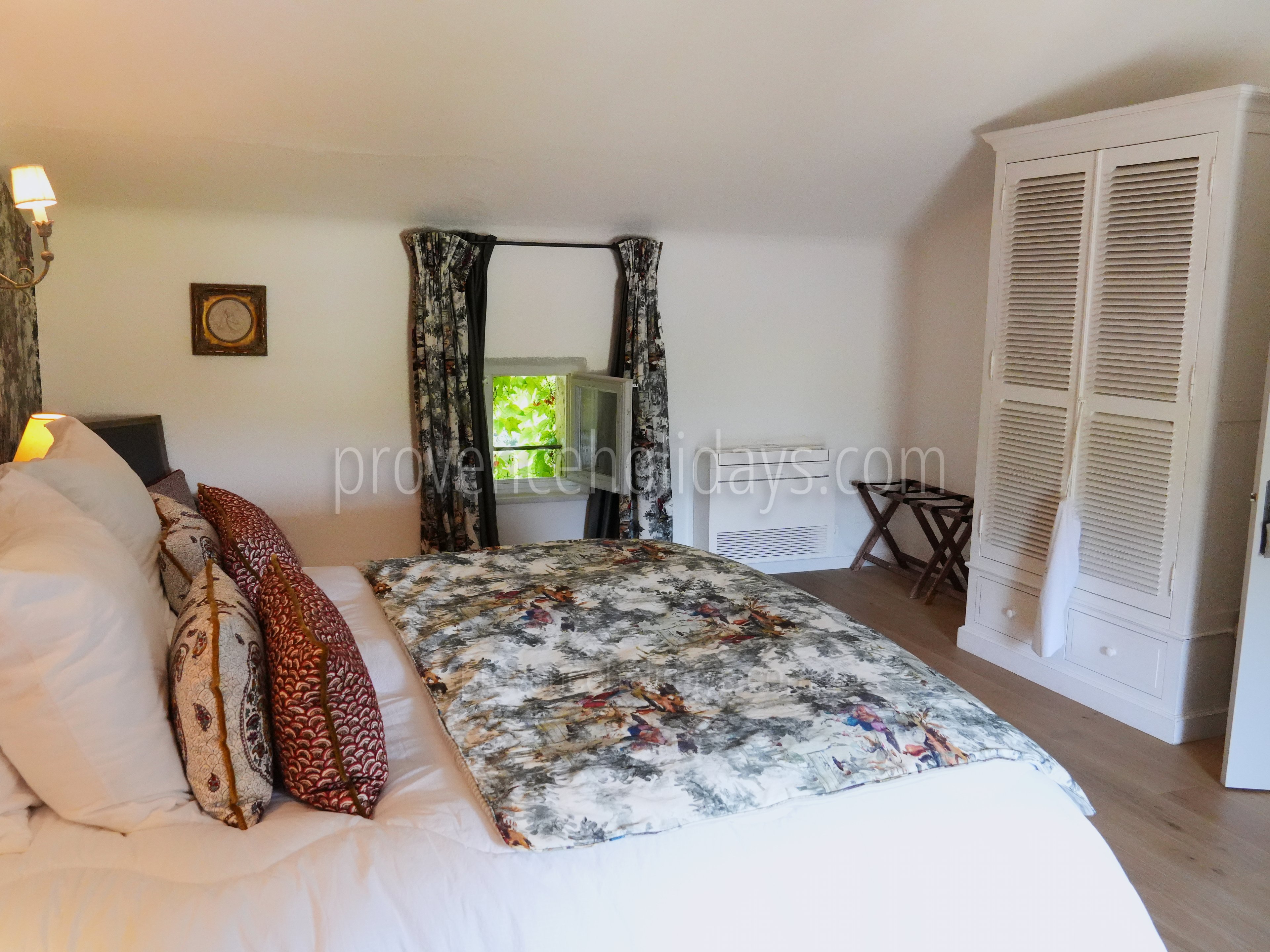 44 - Domaine du Grand Chêne: Villa: Bedroom