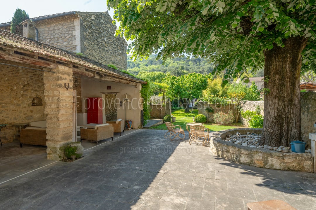25 - Mas du Cours: Villa: Exterior