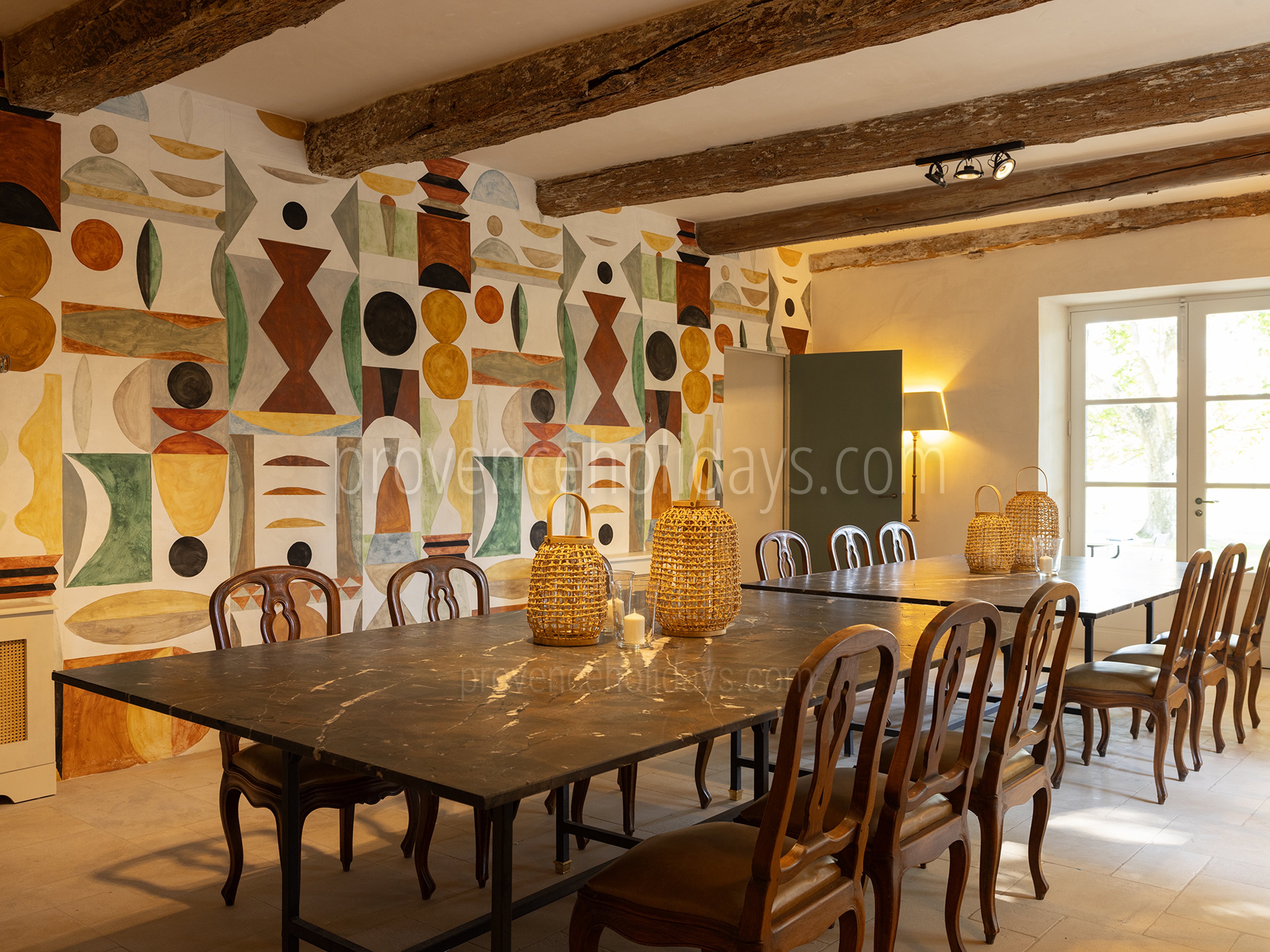 2 - Bastide Mouriès: Villa: Interior
