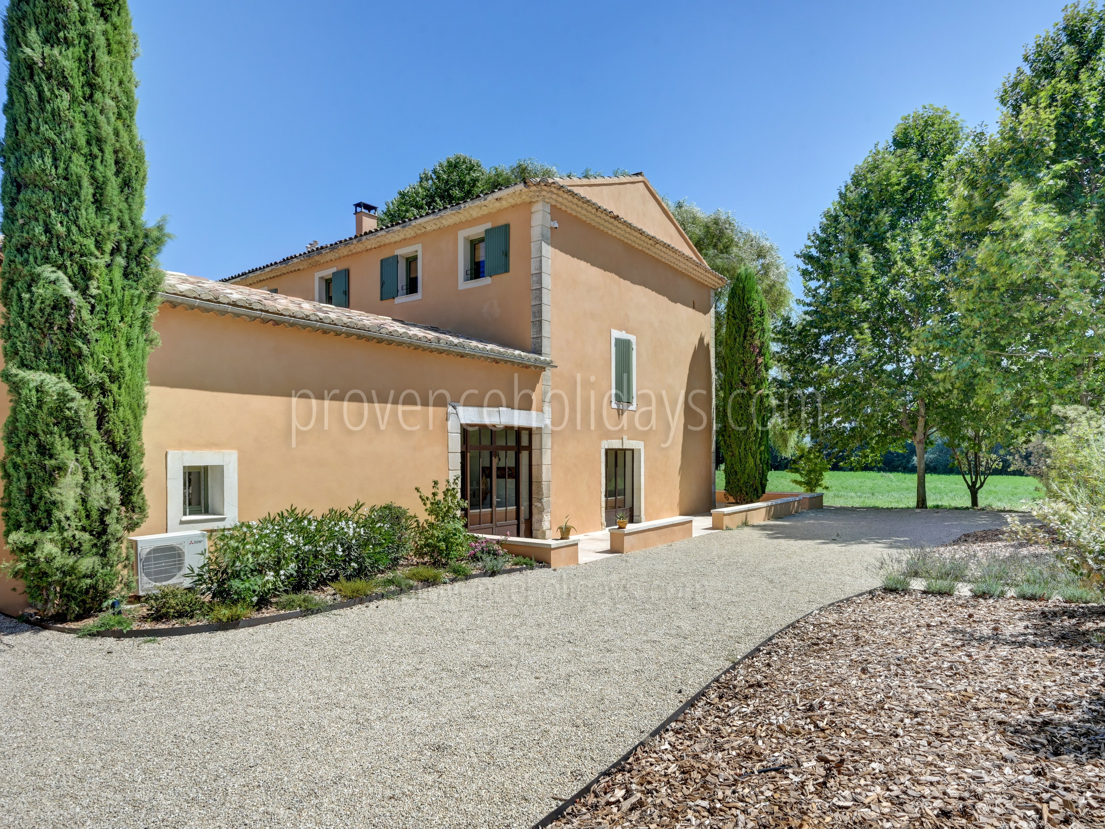 94 - Le Mas de Prestige: Villa: Exterior