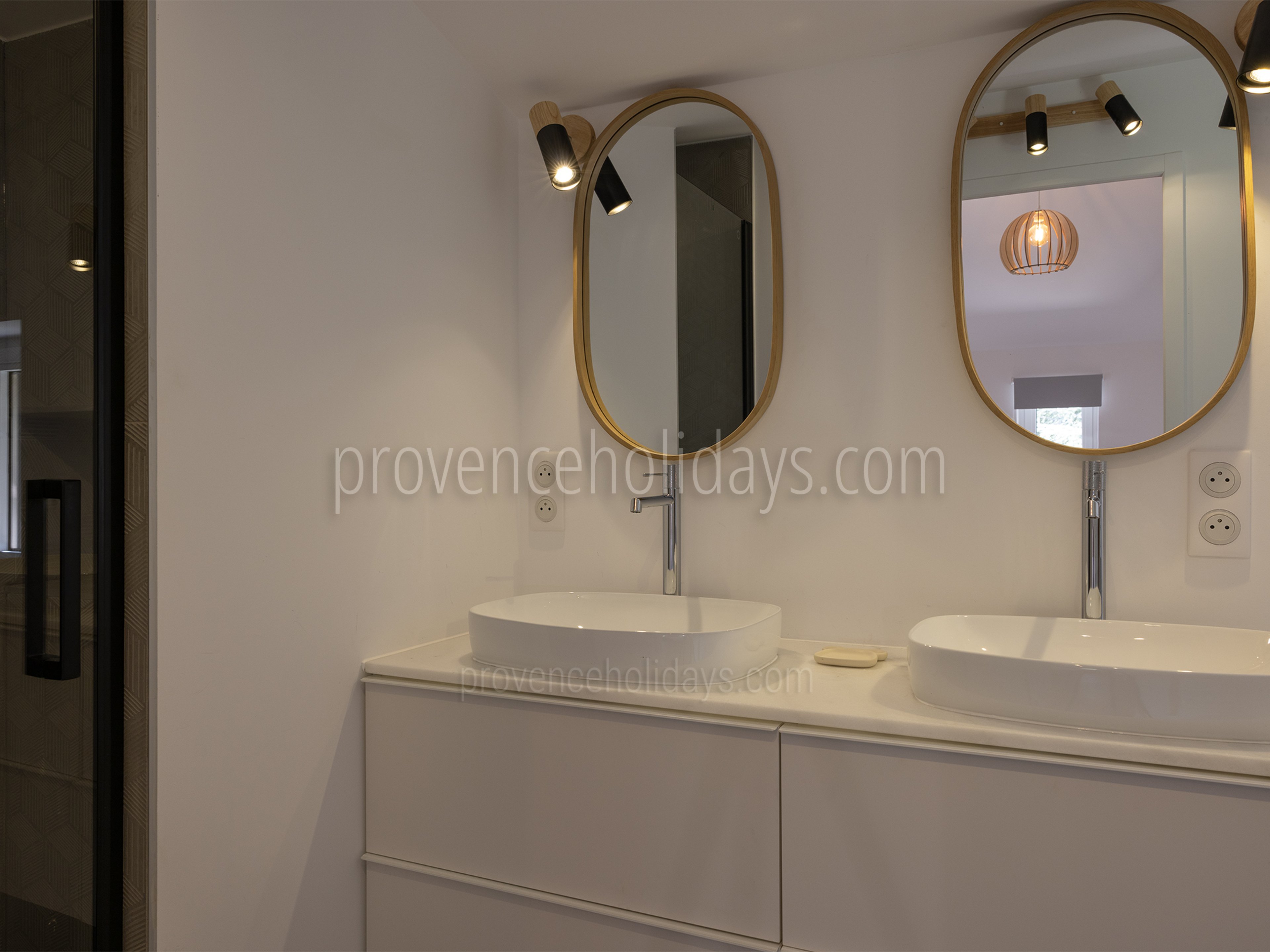 32 - Mas de Giulia: Villa: Bathroom