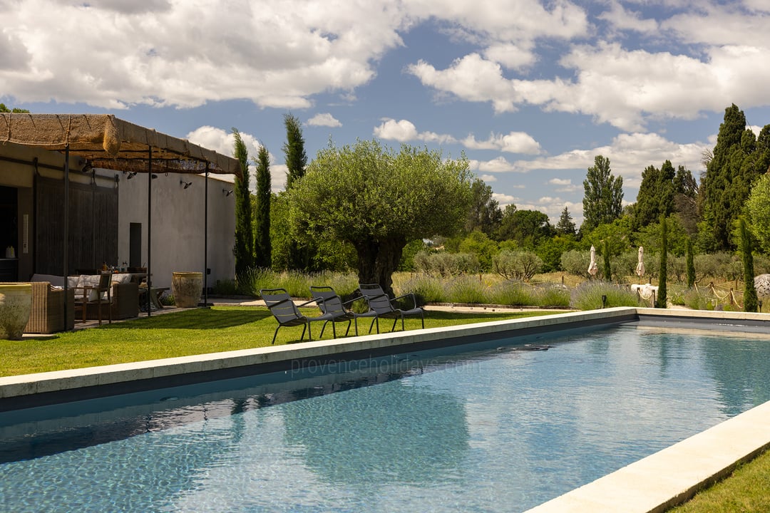 6 - Maison Eyragues: Villa: Pool