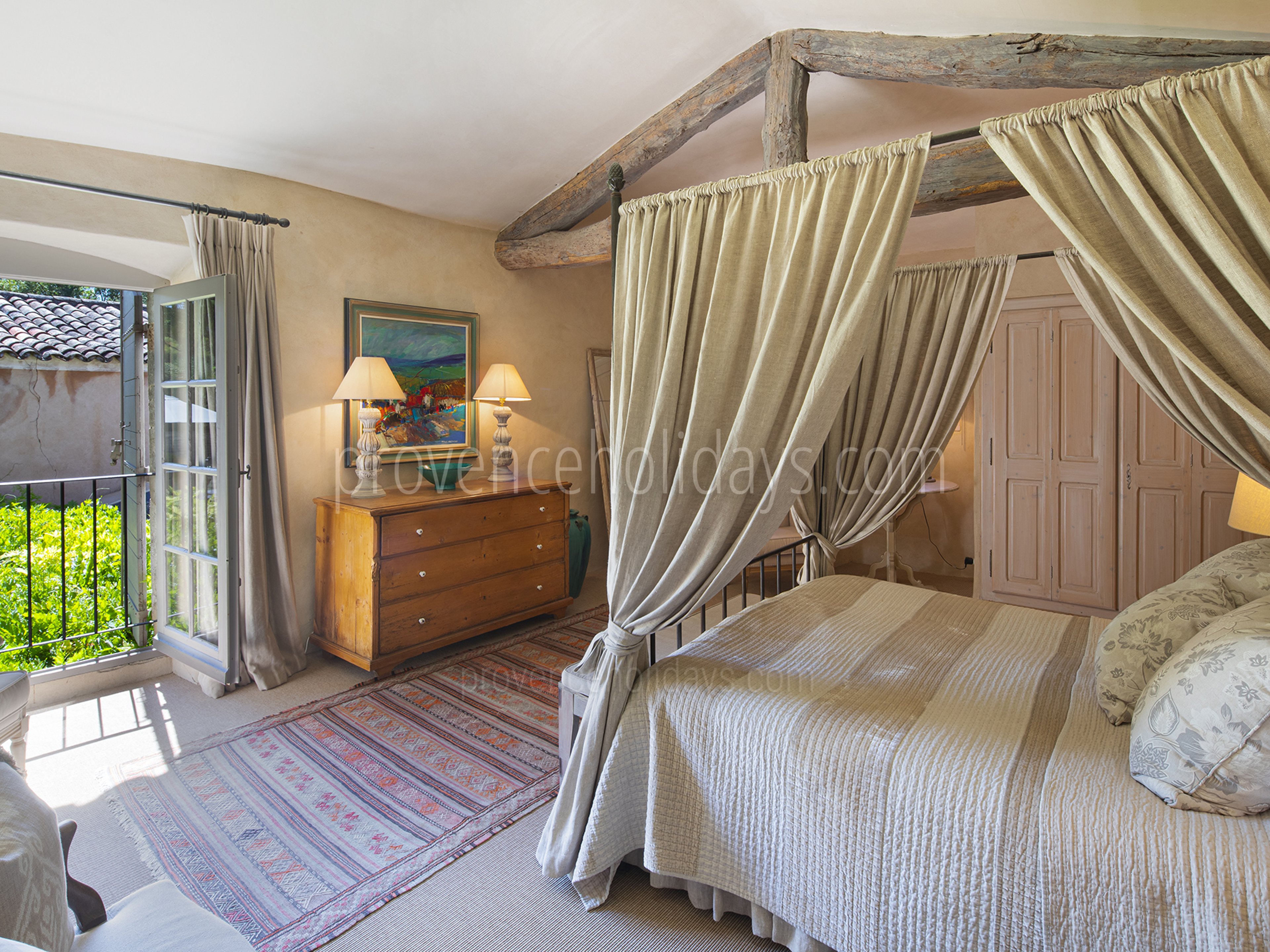 38 - Mas Goult: Villa: Bedroom
