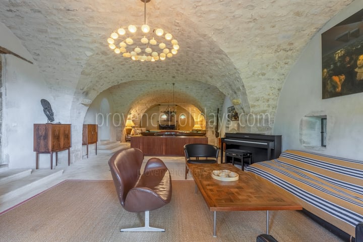 37 - La Bastide Neuve: Villa: Interior
