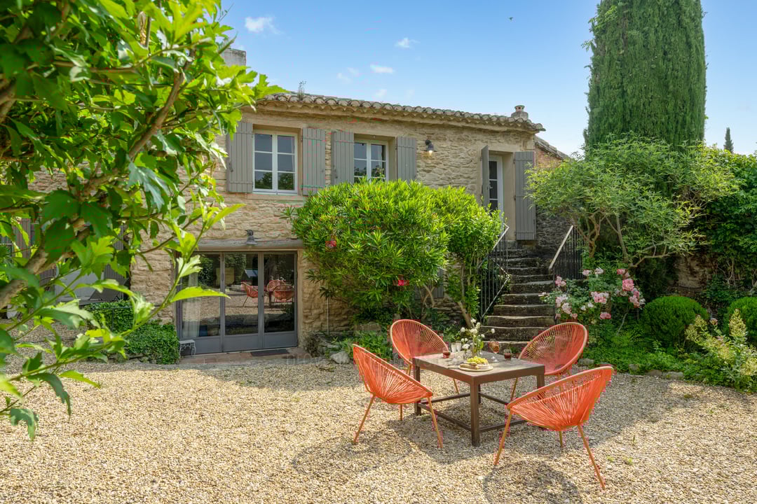 54 - Le Mas de Cabrières: Villa: Exterior