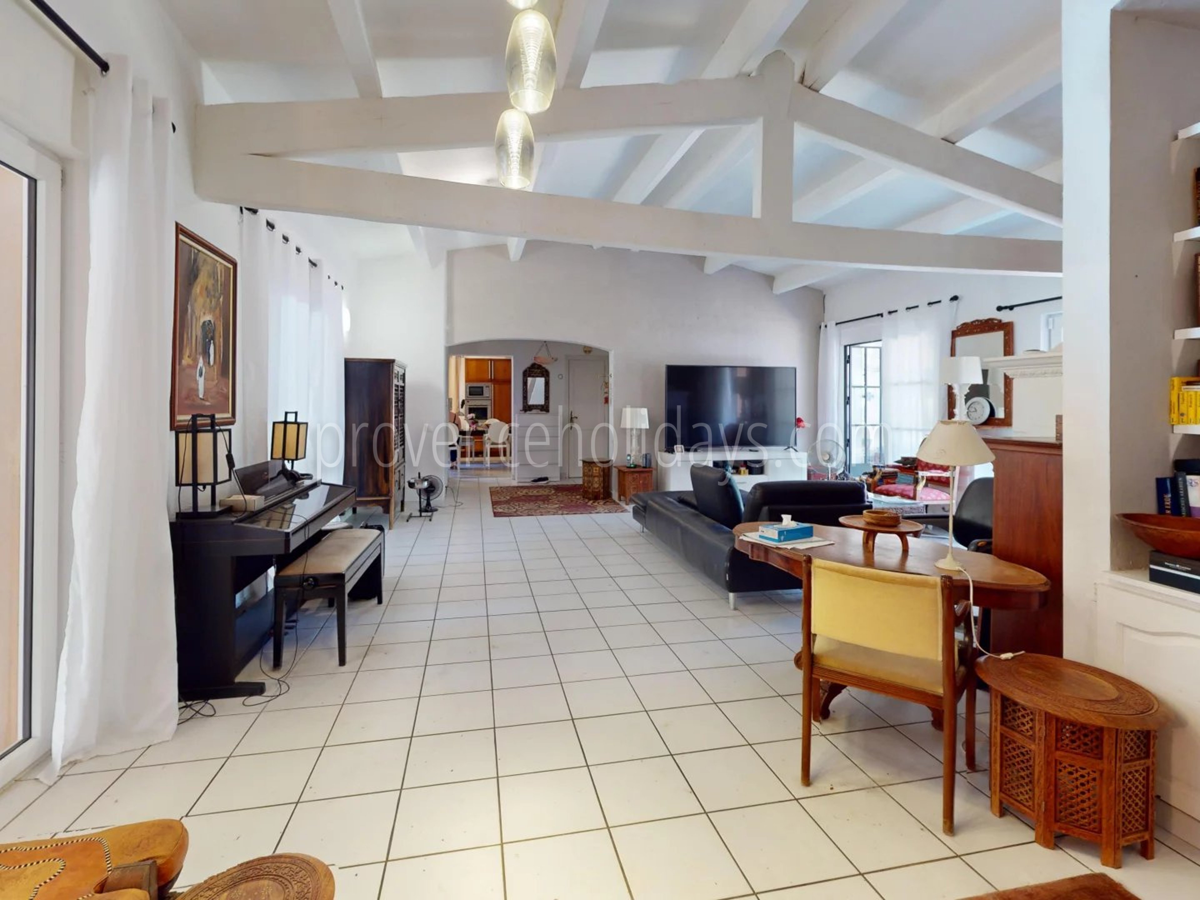 7 - Villa with pool in Draguignan: Villa: Interior