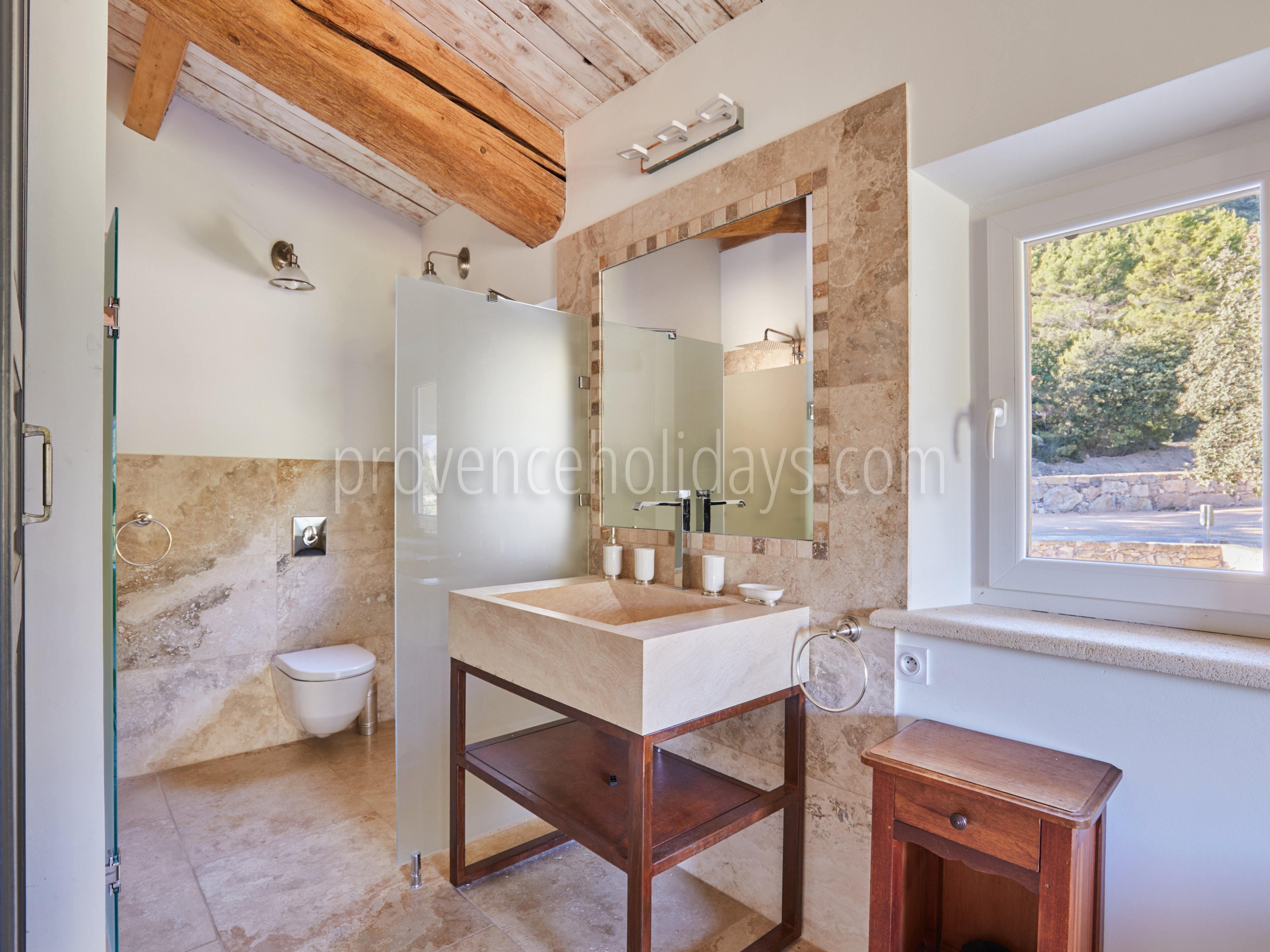 24 - À l\'Ombre de Cézanne: Villa: Bathroom