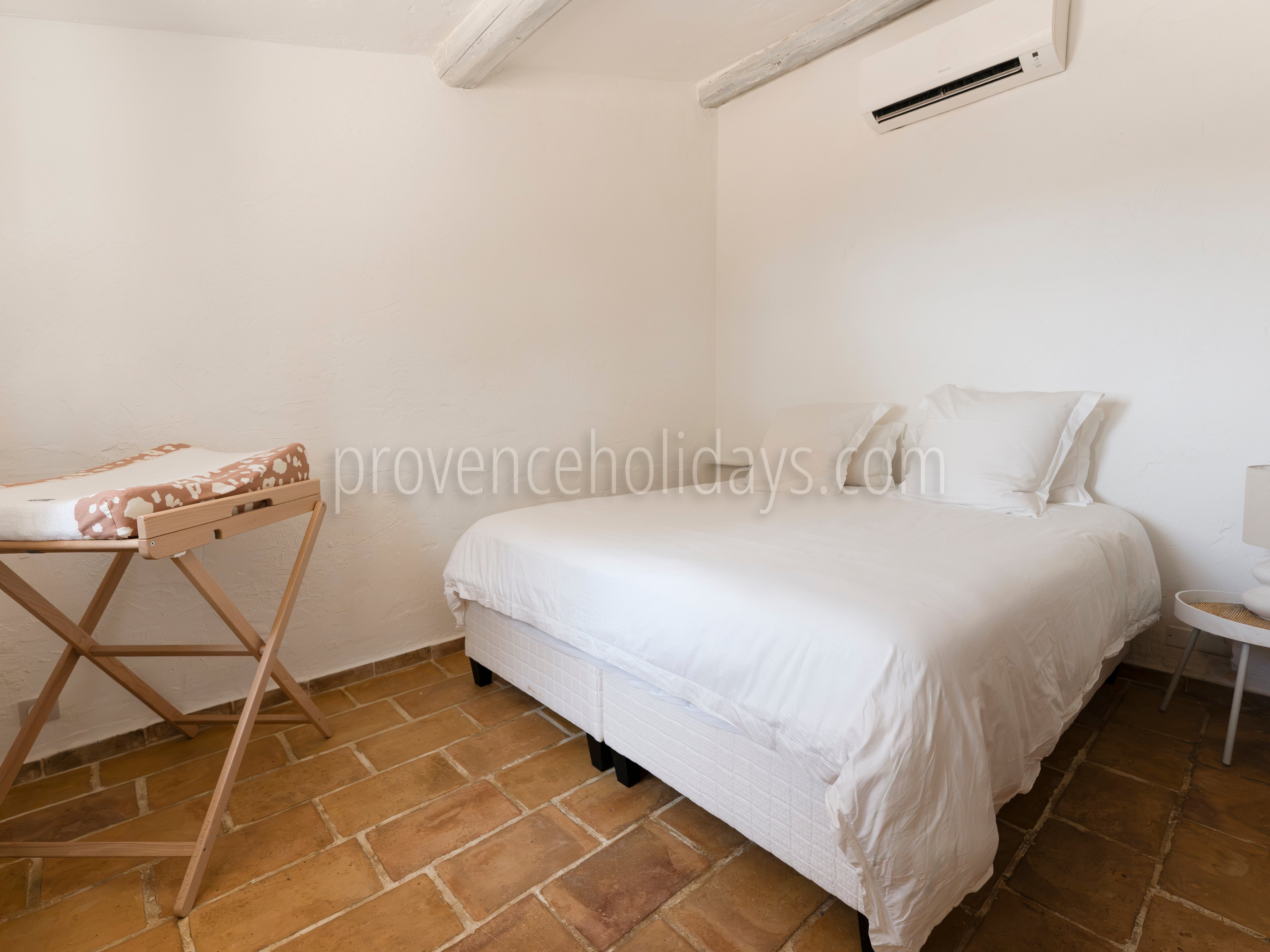 19 - Villa Rose: Villa: Bedroom