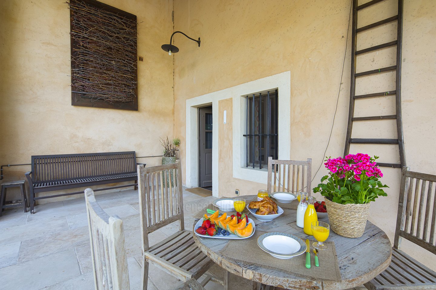 35 - Bastide du Vieux Platane: Villa: Exterior