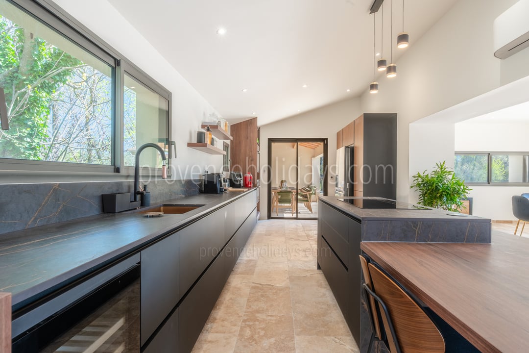19 - Mas du Canal: Villa: Interior